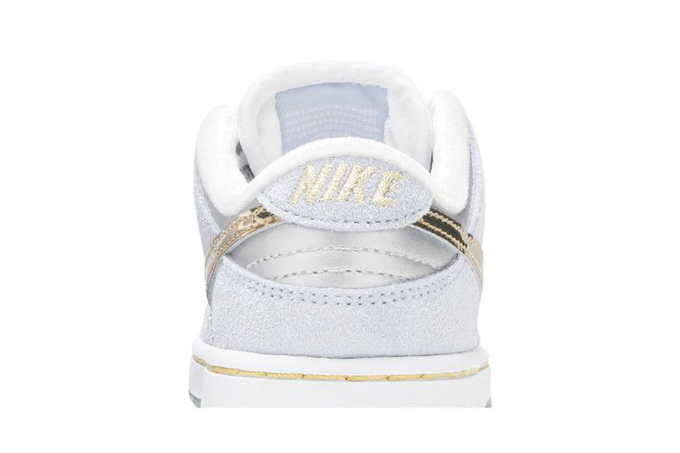 Кроссовки Nike Sean Cliver x Dunk Low SB PS 'Holiday Special'