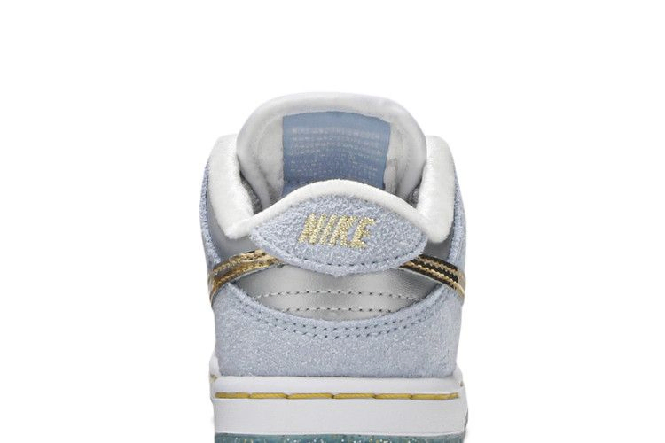 Кроссовки Nike Sean Cliver x Dunk Low SB TD 'Holiday Special'