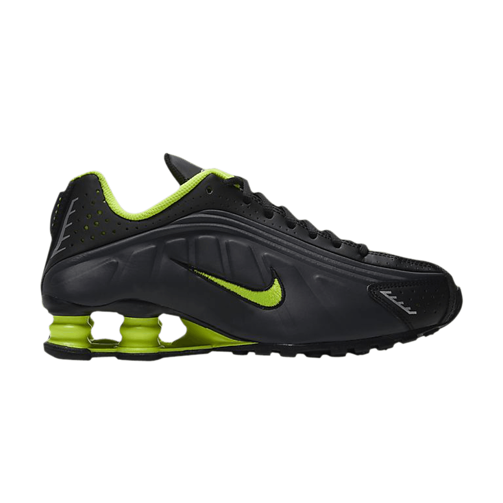 shox-r4-gs-black-volt-cw2626-002