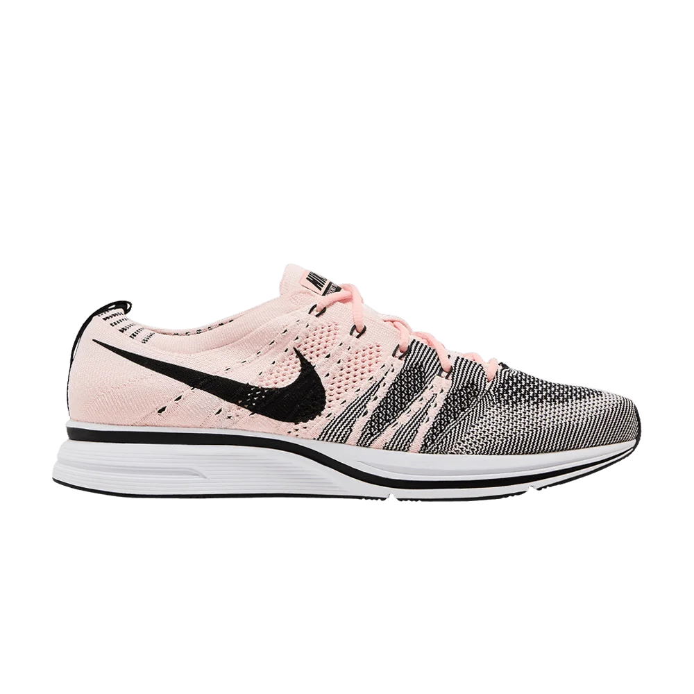 Кроссовки Nike Flyknit Trainer 2017 'Sunset Tint'