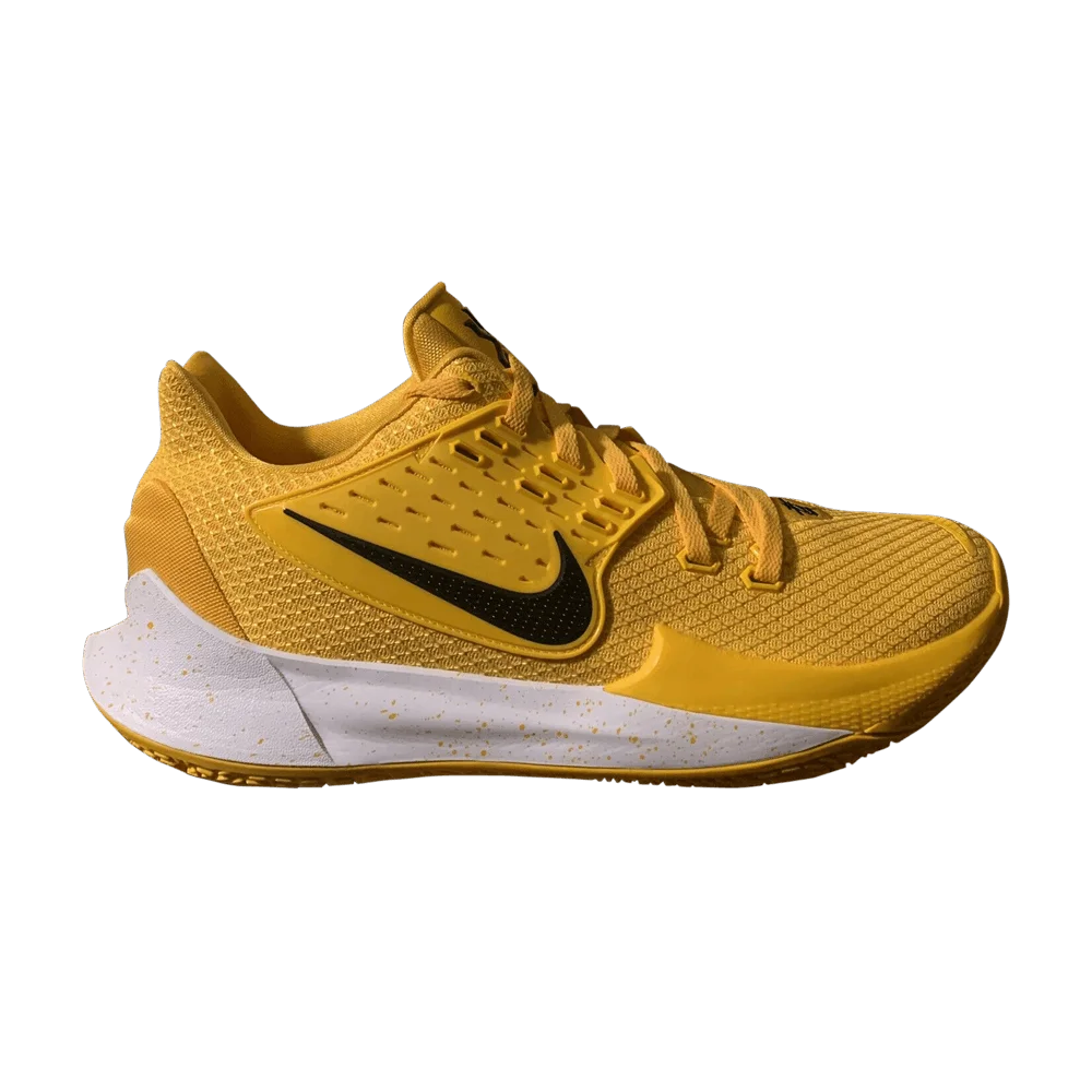 Кроссовки Nike Kyrie Low 2 TB 'University Gold'