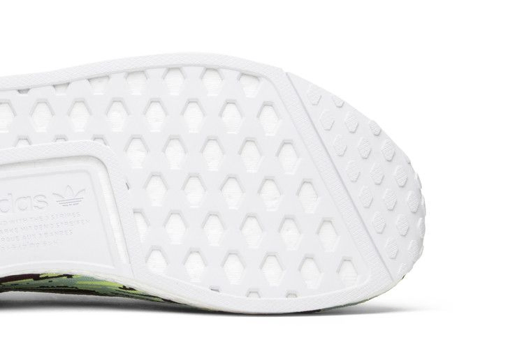 Кроссовки adidas Sneakersnstuff x NMD_R1 Primeknit 'Datamosh 2.0'