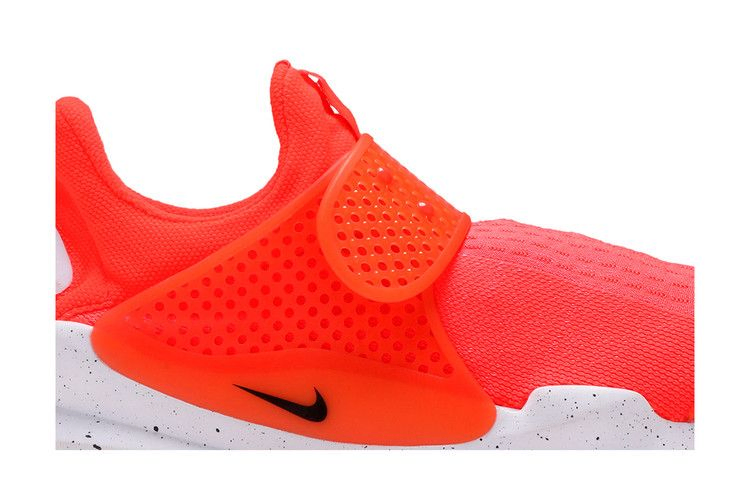 Кроссовки Nike Sock Dart SE 'Total Crimson'