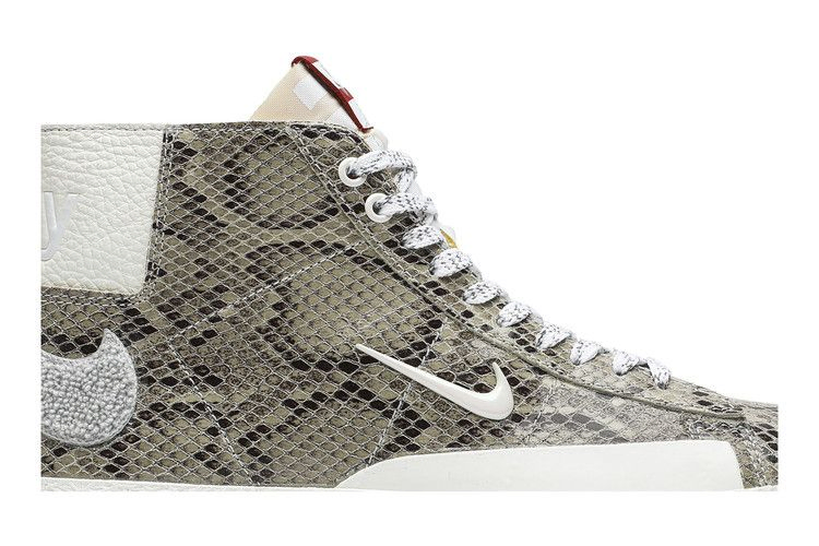 Кроссовки Nike Soulland x Blazer Mid SB 'FRI.day 03'