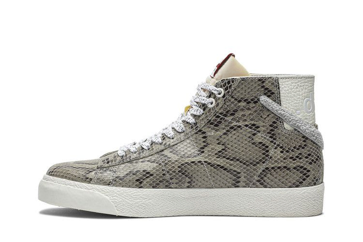 Кроссовки Nike Soulland x Blazer Mid SB 'FRI.day 03'