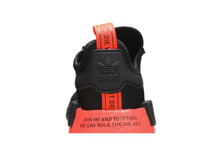 Кроссовки adidas Star Wars x NMD_R1 J 'Darth Vader'