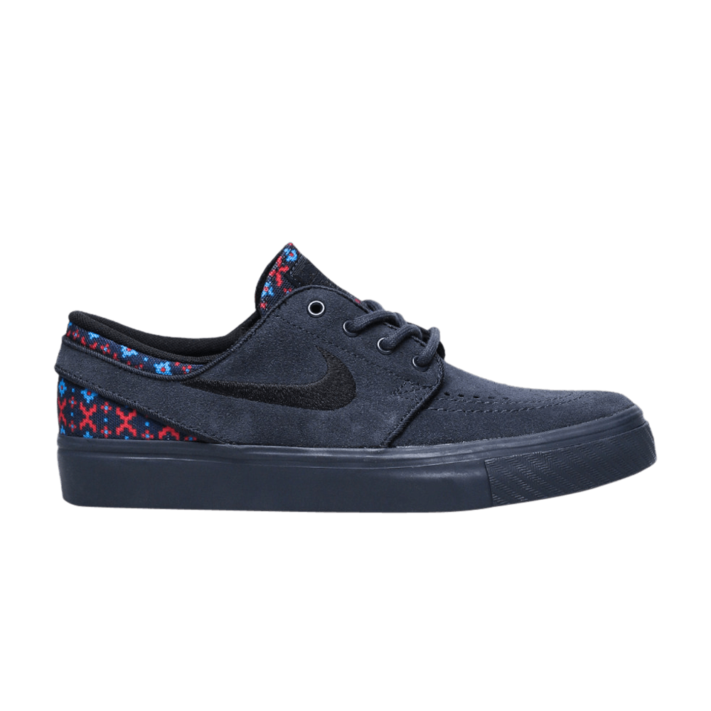 stefan-janoski-suede-premium-sb-bg-dark-obsidian-cq2158-400