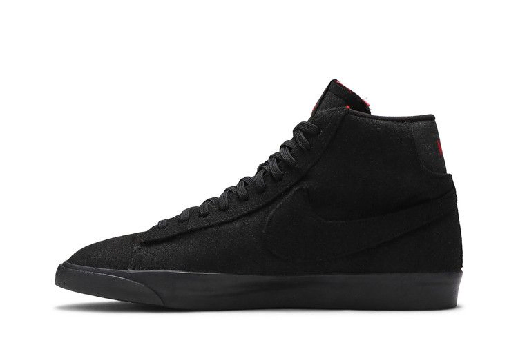 Кроссовки Stranger Things x Nike Blazer Mid QS 'Upside Down - Black'