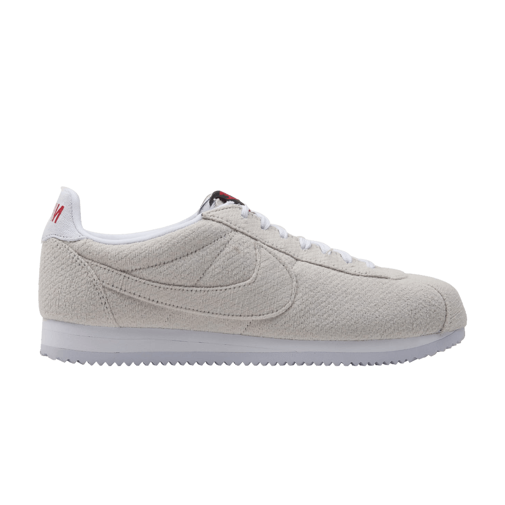 stranger-things-x-classic-cortez-qs-upside-down-cj6107-100