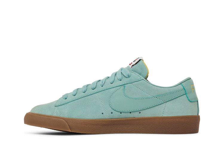 Кроссовки Nike Supreme x SB Blazer Low GT QS 'Cannon'