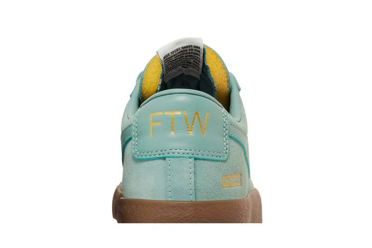 Кроссовки Nike Supreme x SB Blazer Low GT QS 'Cannon'