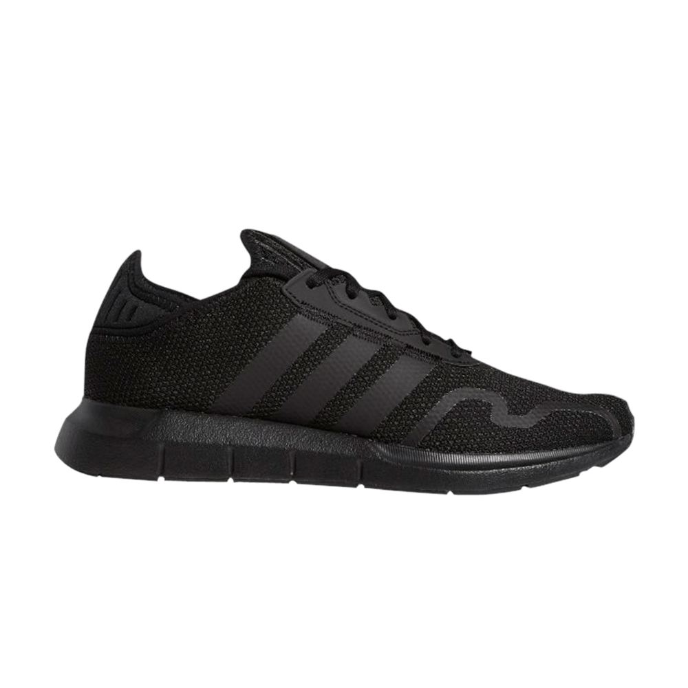 swift-run-x-triple-black-fy2116