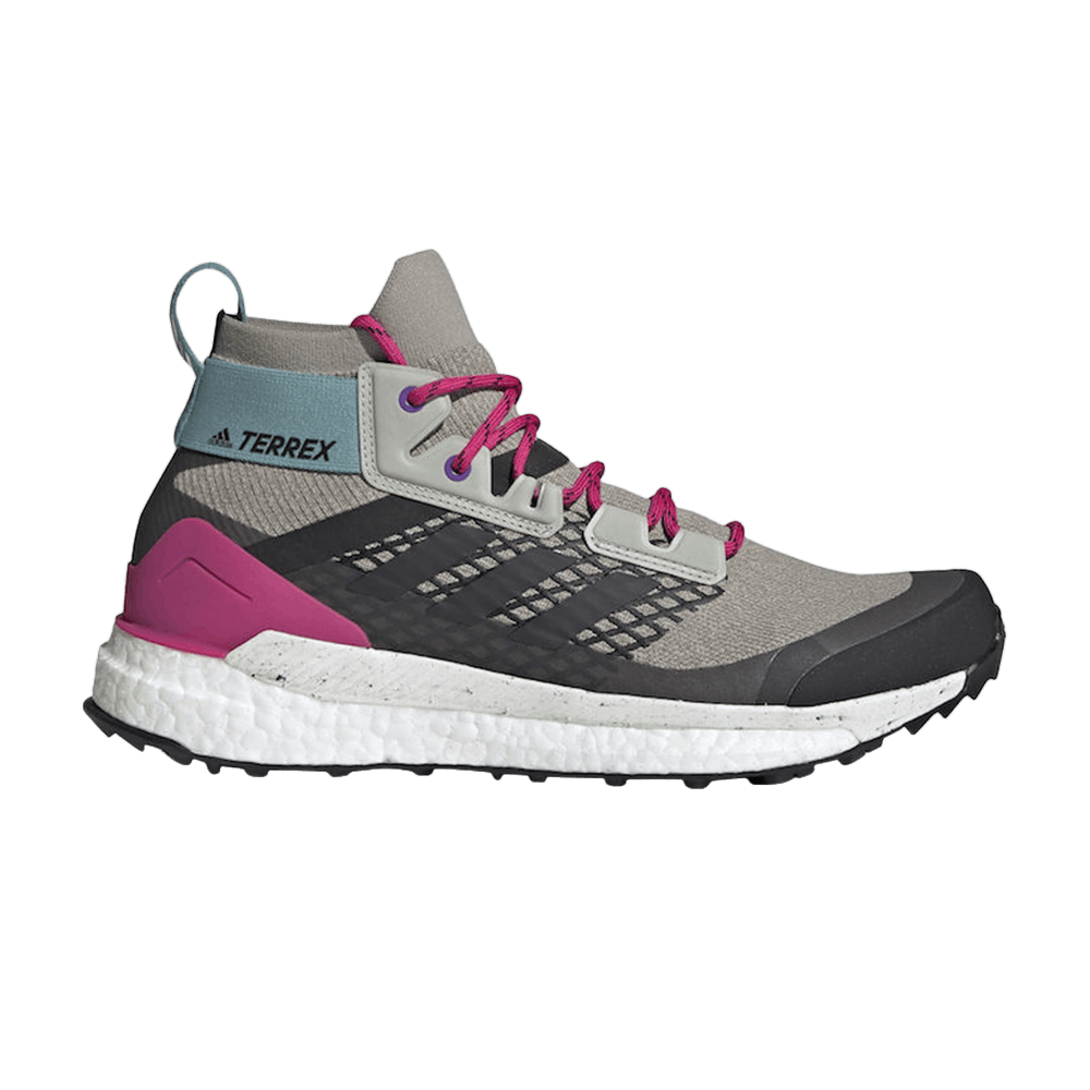 terrex-free-hiker-sesame-carbon-d97835