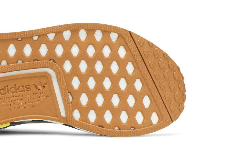 Кроссовки adidas Toy Story x NMD_R1 J 'Sheriff Woody'