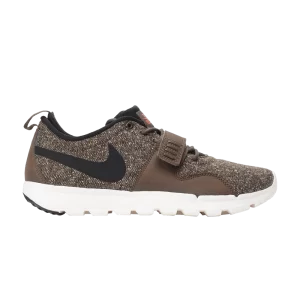 Коричневый