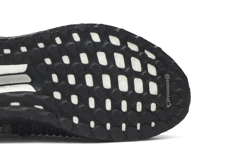 Кроссовки adidas UltraBoost Laceless 'Black Boost'