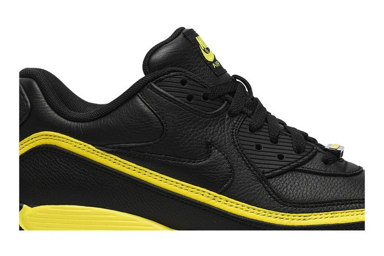 Кроссовки Nike Undefeated x Air Max 90 'Black Optic Yellow'