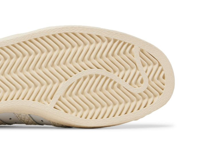 Кроссовки adidas Undefeated x Superstar 80