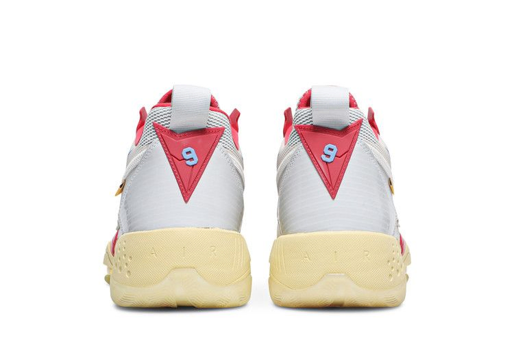 Кроссовки Air Jordan Union LA x Jordan Zoom '92 'Guava Ice'