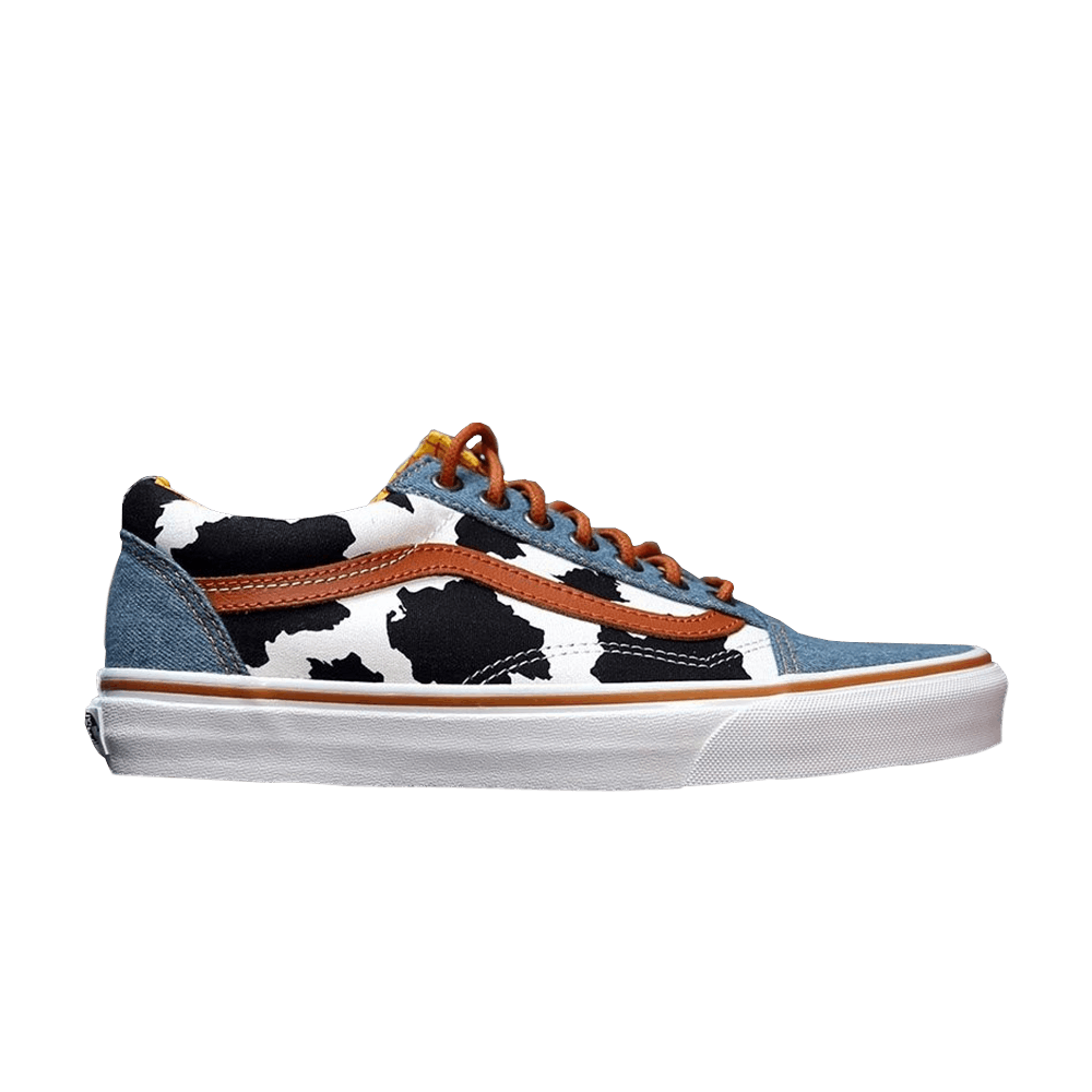 vans-old-skool-x-toy-story-woody-vn0a31z9lu4
