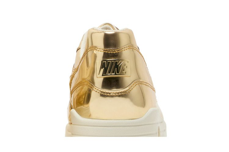 Кроссовки Nike Wmns Air Max 1 Sp 'Liquid Gold'