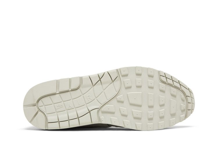 Кроссовки Nike Wmns Air Max 1 Sp 'Liquid Silver'