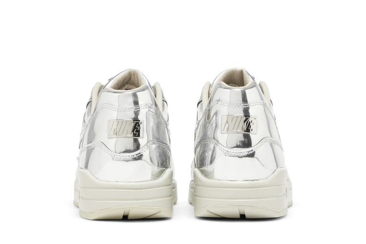 Кроссовки Nike Wmns Air Max 1 Sp 'Liquid Silver'