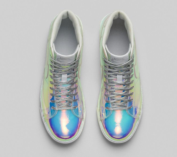 Кроссовки Nike Wmns Blazer Mid Prm Qs 'Iridescent'