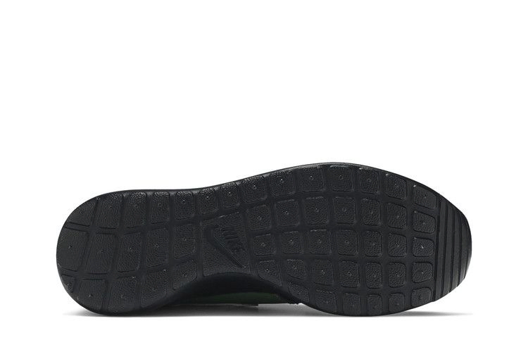 Кроссовки Nike Wmns Rosherun DB 'Doernbecher'