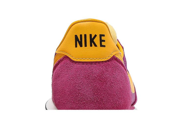 Кроссовки Nike Waffle Trainer 2 SP 'Fireberry'