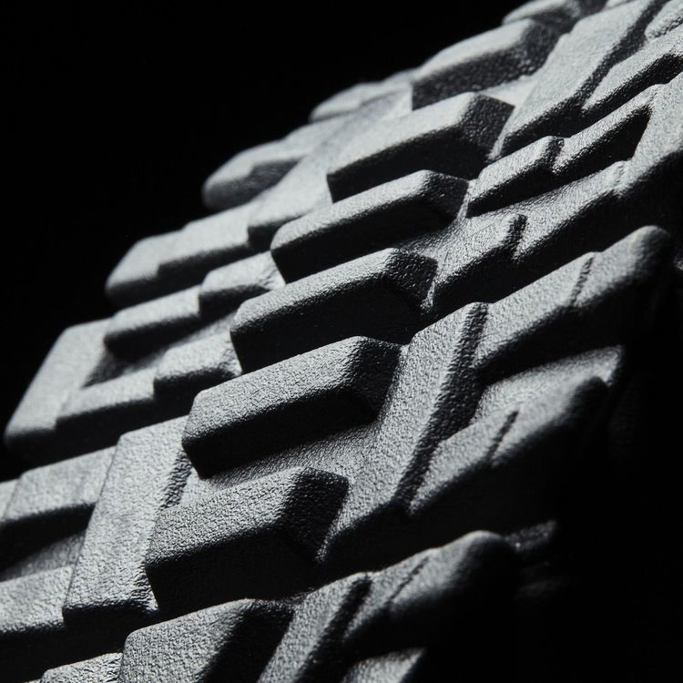 Кроссовки adidas White Mountaineering x Seeulater Alledo Primeknit 'Black'