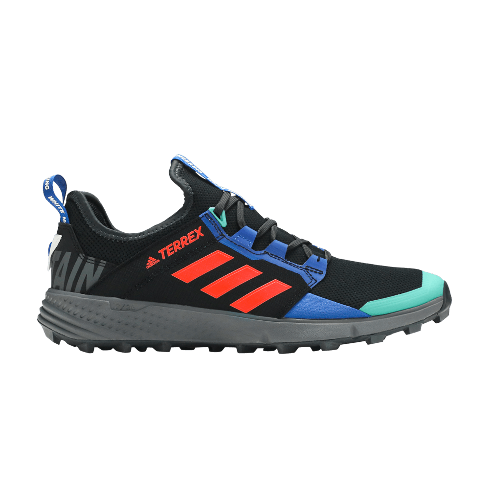 white-mountaineering-x-terrex-agravic-speed-black-royal-ee3912
