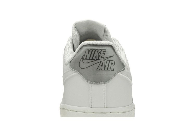 Кроссовки Nike Wmns Air Force 1 '07 ESS 'Platinum Tint'