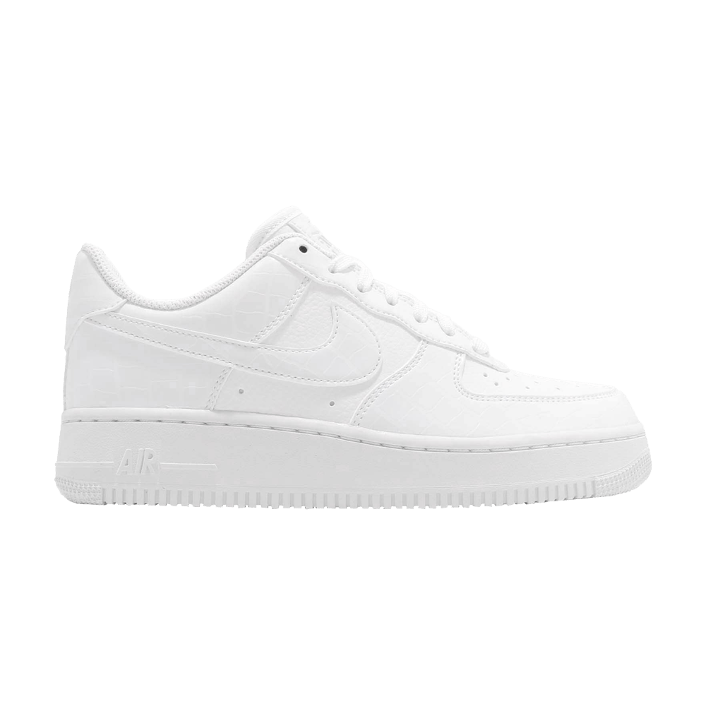 wmns-air-force-1-07-ess-white-ao2132-100