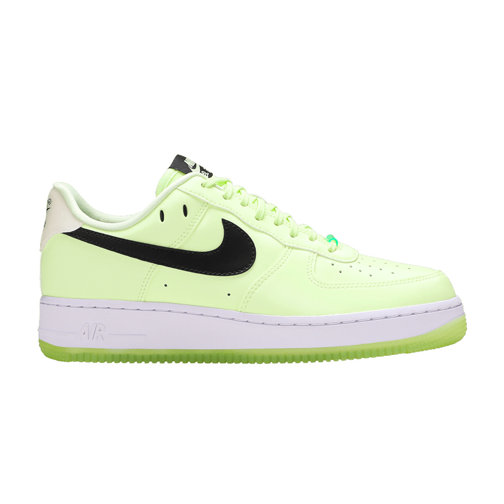 Кроссовки Nike Wmns Air Force 1 '07 LX 'Barely Volt'