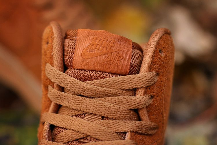 Кроссовки Nike Wmns Air Force 1 Hi Suede 'Tawny'