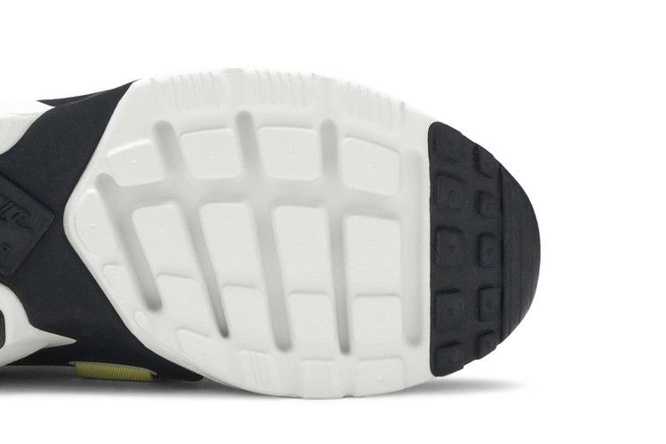 Кроссовки Nike Wmns Air Huarache City Low 'Plum Chalk'