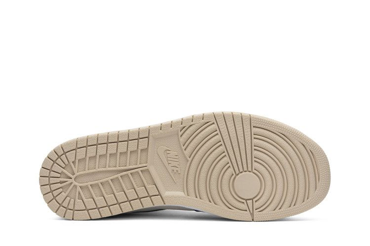 Кроссовки Wmns Air Jordan 1 High 'Navy Cream'