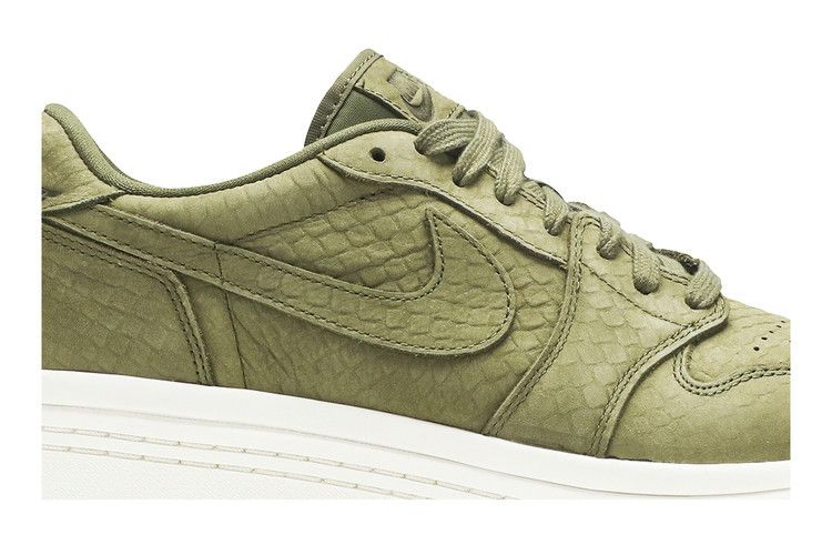 Кроссовки Wmns Air Jordan 1 Low Lifted 'Olive Canvas'