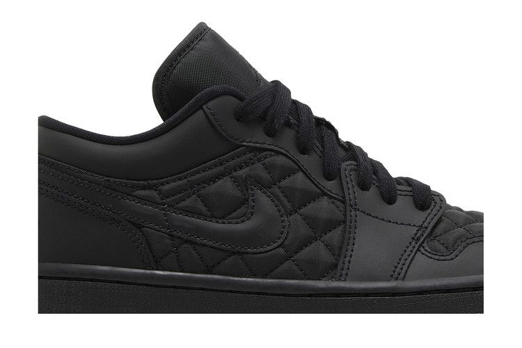Кроссовки Wmns Air Jordan 1 Low 'Triple Black Quilted'
