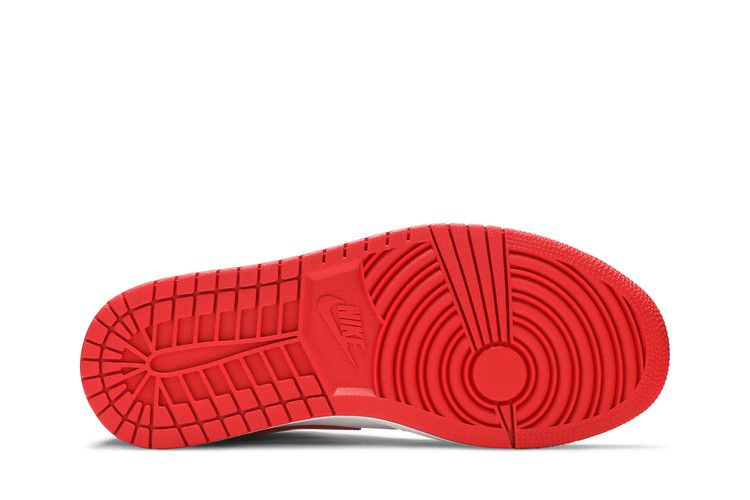 Кроссовки Wmns Air Jordan 1 Mid 'Champ Colors'