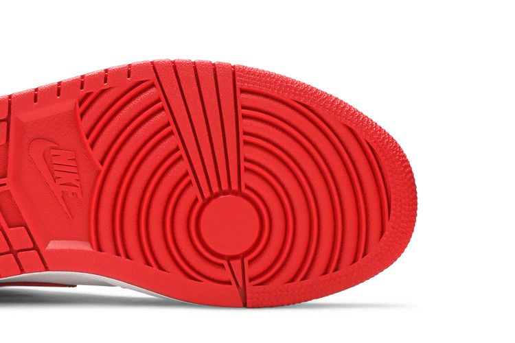 Кроссовки Wmns Air Jordan 1 Mid 'Champ Colors'