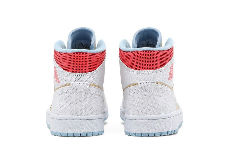 Кроссовки Wmns Air Jordan 1 Mid SE 'Sesame'