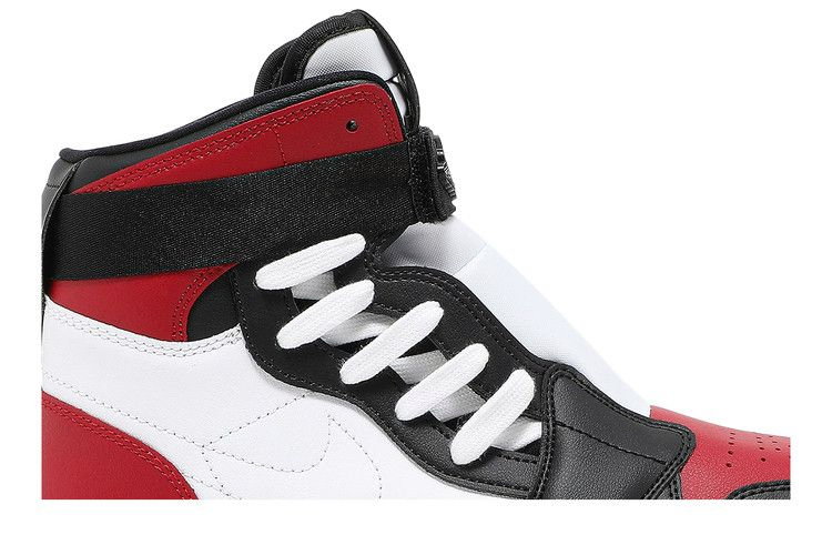 Кроссовки Wmns Air Jordan 1 Nova XX 'Bred Toe'