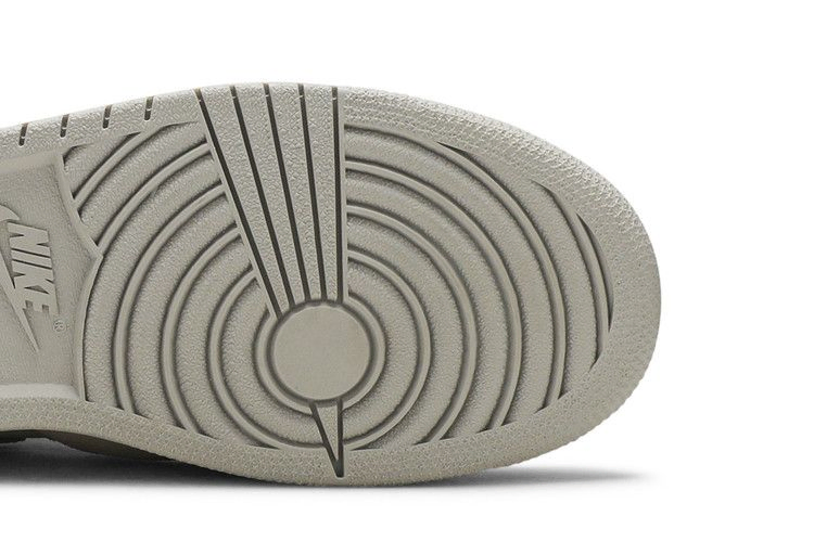 Кроссовки Wmns Air Jordan 1 Rebel XX 'Moon Particle'