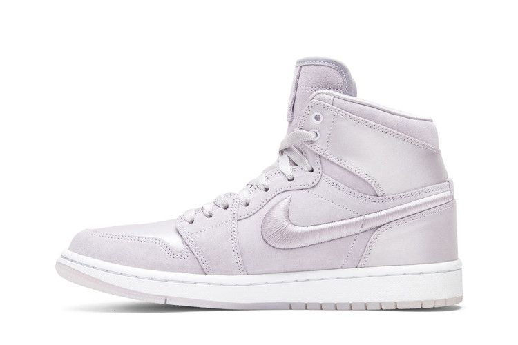 Кроссовки Wmns Air Jordan 1 Retro High 'Season of Her: Barely Grape'