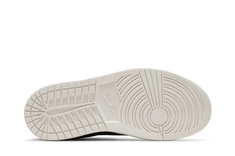 Кроссовки Wmns Air Jordan 1 Retro High Zip 'Black'