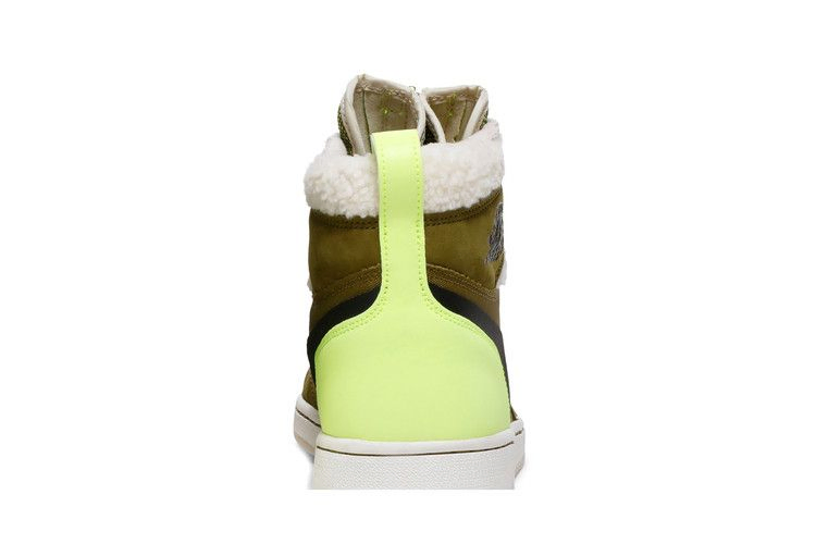 Кроссовки Wmns Air Jordan 1 Retro High Zip 'Utility Pack'