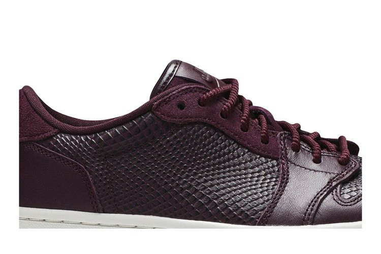 Кроссовки Wmns Air Jordan 1 Retro Low NS 'Bordeaux'
