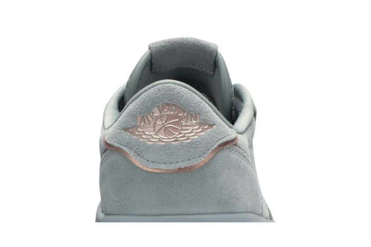 Кроссовки Wmns Air Jordan 1 Retro Low NS 'Mica Green'